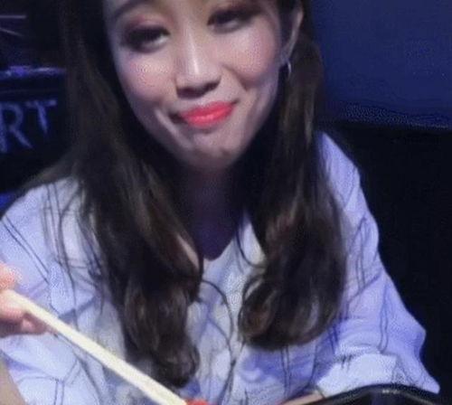 娱乐吃瓜酱胖女孩